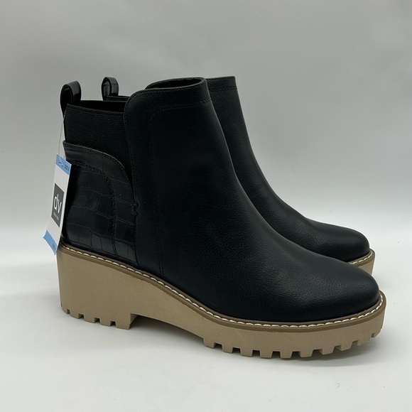2511- dv by Dolce Vita Rancher Chelsea Boots Black Size 9 NWT - Picture 2 of 13